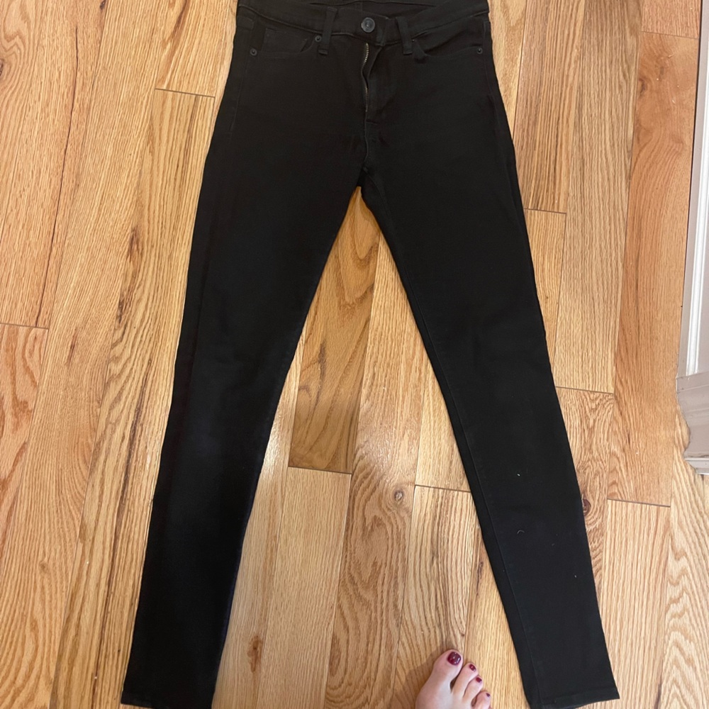 Hudson black skinny jeans. Size 27. Black.